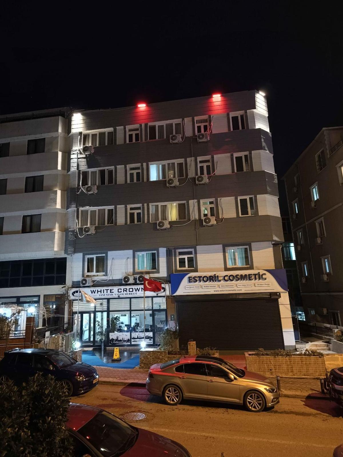 White Crown Apartman Ve Yasam Merkezi Istanbul Exterior photo