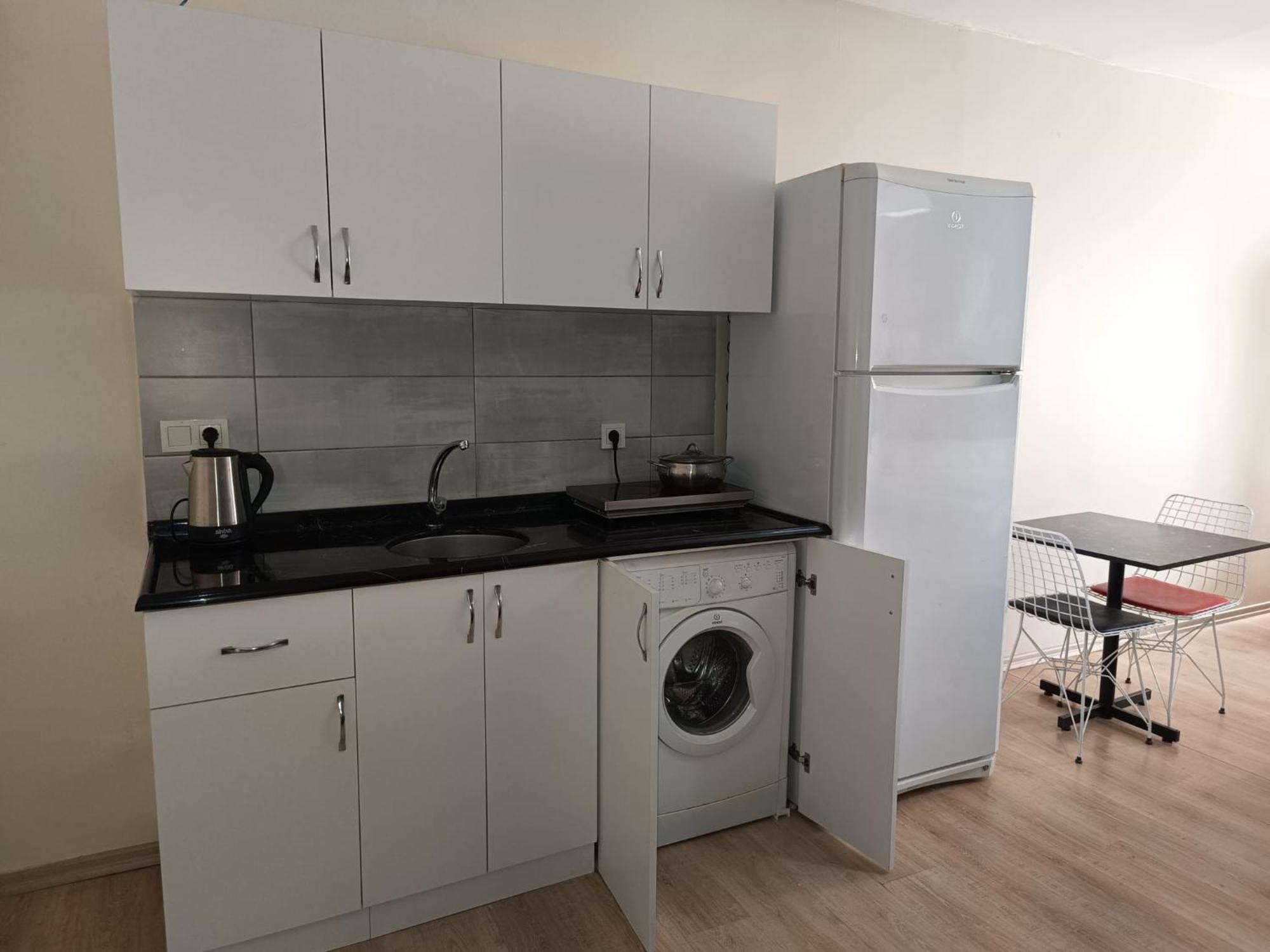 White Crown Apartman Ve Yasam Merkezi Istanbul Exterior photo