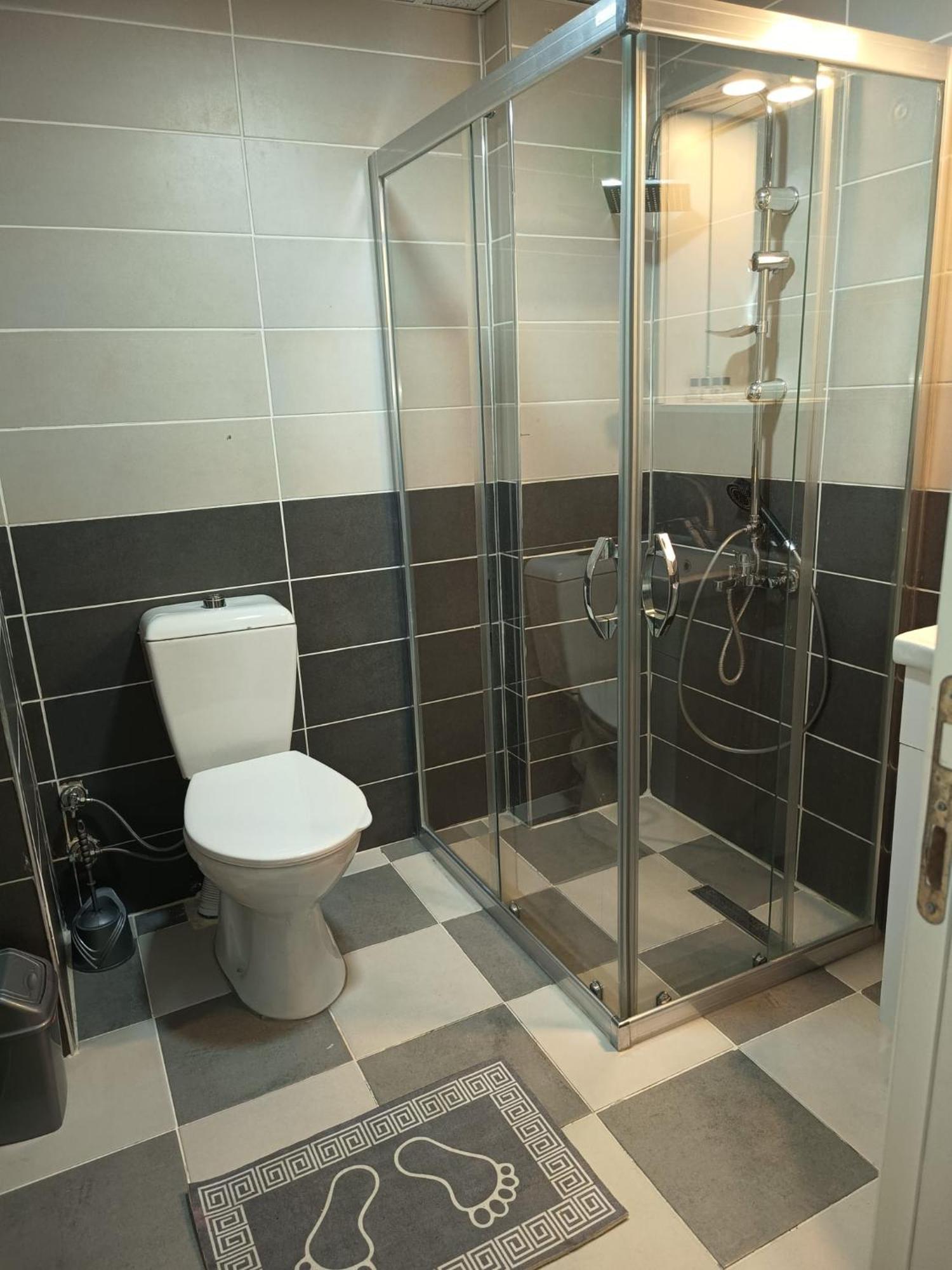 White Crown Apartman Ve Yasam Merkezi Istanbul Exterior photo